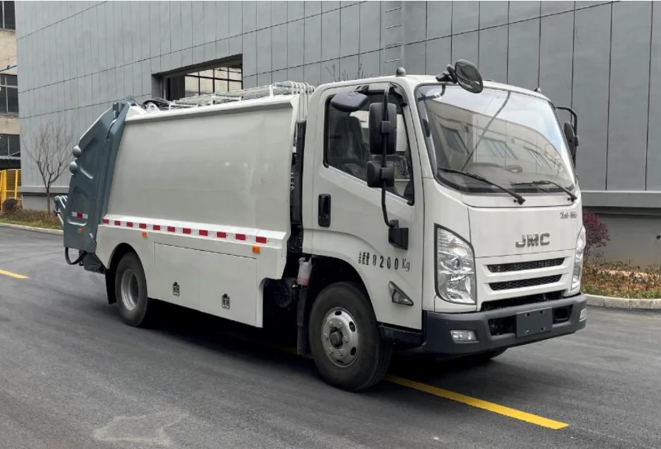 Foton JMC 3T Small Hanging Bucket Garbage Truck Waste Transfer Truck Waste Compression Vehicle