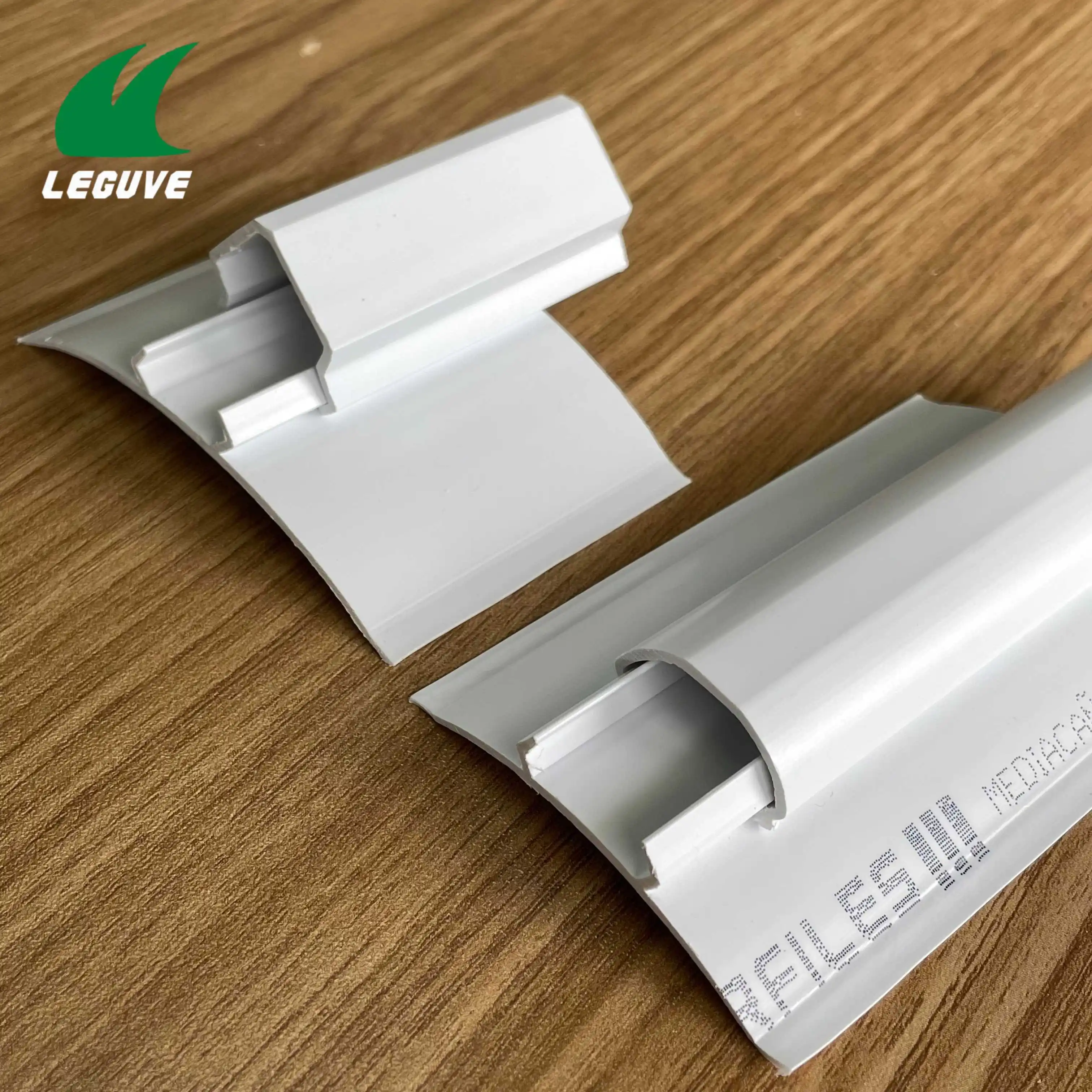 Leguwe Customizable Wall Cover Raceway PVC Corner Trim for Wall Decoration PVC Beading PVC Edge Trim