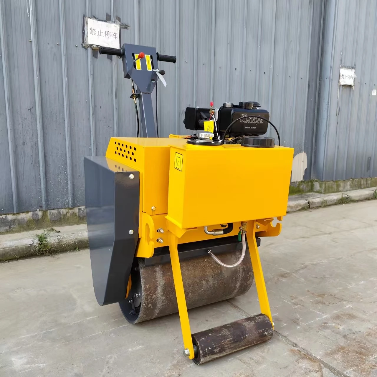 2 Ton Hydraulic Ride on Double Drum Road Roller Compactor