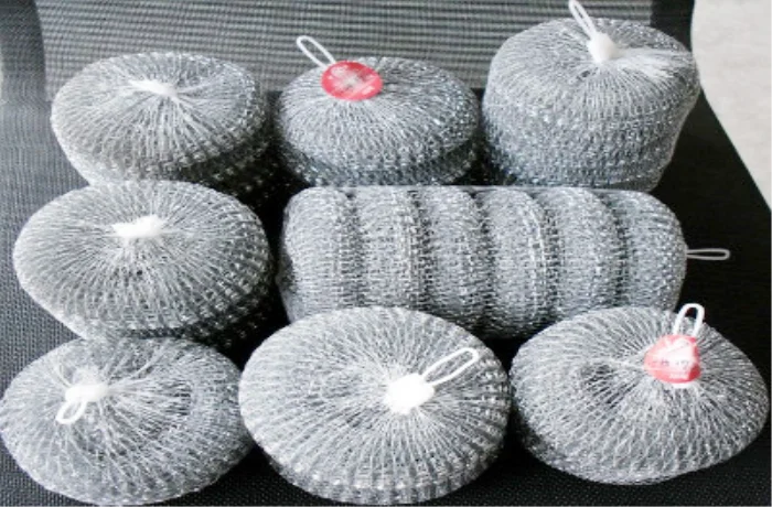 Kitchen Cleaning Ball Stainless Steel Dish Scrubber / Pot Pan Metal Scourer With Kitchen Mesh Sponge Scourer