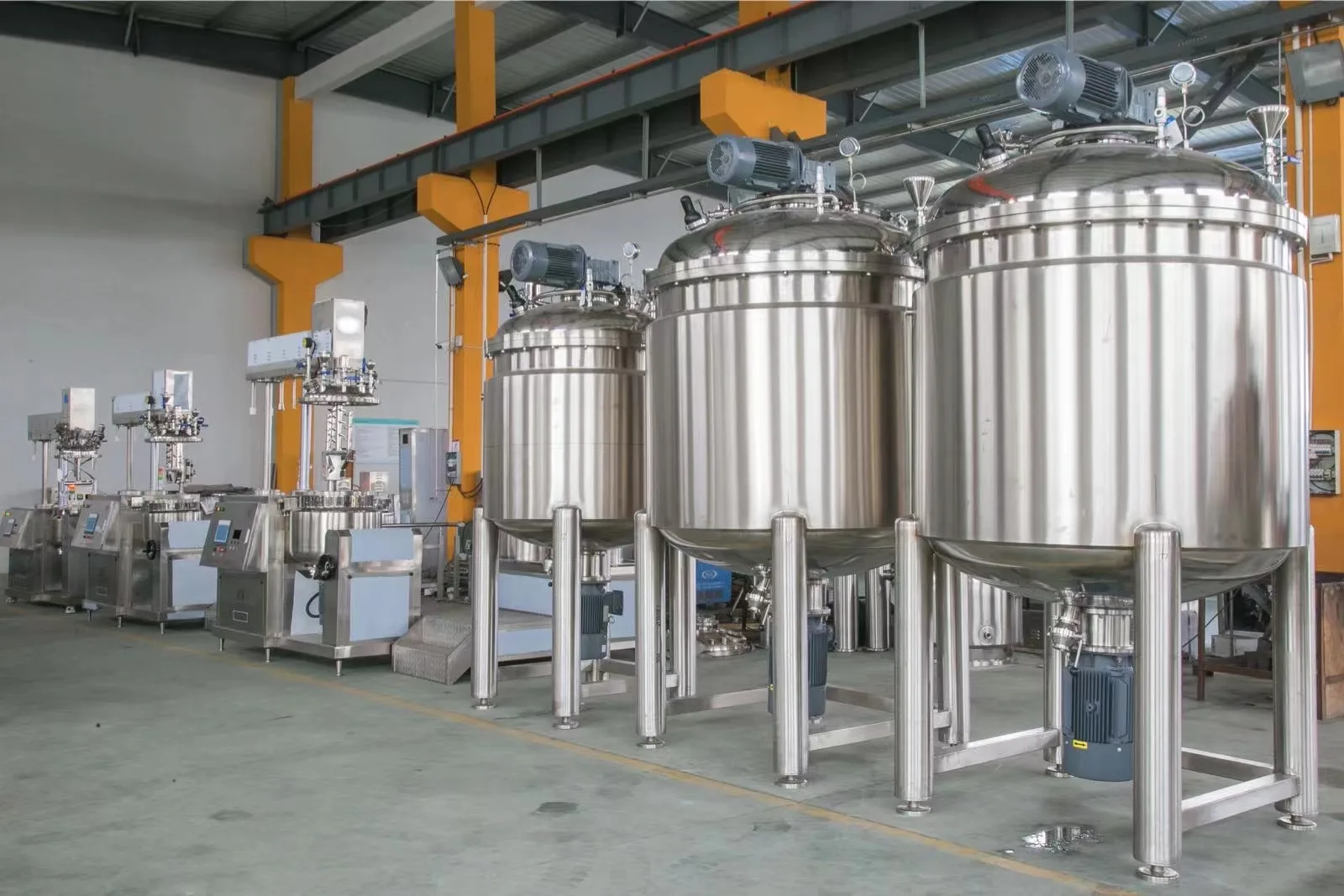 stainless steel 304 316 vacuum emulsifying mixer 200-500l creams mixer cosmetic  homogenizer vacuum emulsifier machine