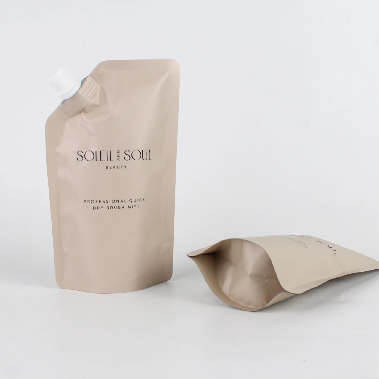 Простой в использовании протекающий герметичный пакет с насадкой liquid-spout-pouch-500ml наконечника заполняющий укупорочный винт