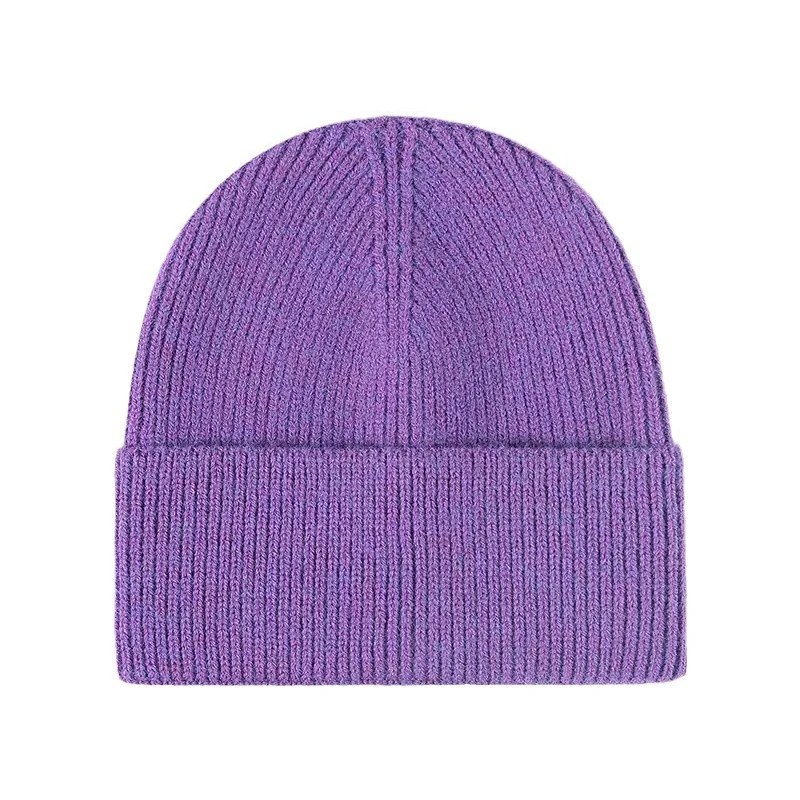 Best Price Unisex Luxury Winter Embroidered Beanie Designer Silk Lined with Custom Logo Embossed Print for Beach Travel