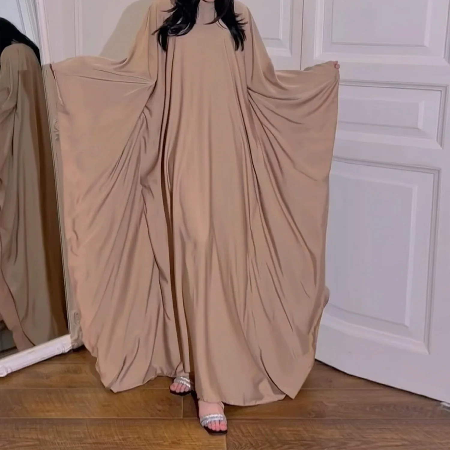Dubai Spring Summer Party Glitter Fabric Dress Robes Glitter Abaya 2024 Maxi Dress Ladies Muslim Kaftan Bat Sleeve