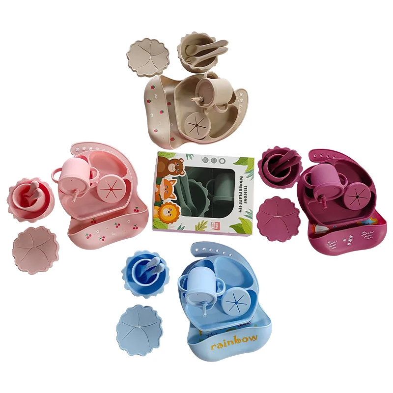 New wholesale customizable popular food grade silicone plate bib fork spoon baby feeding tableware set