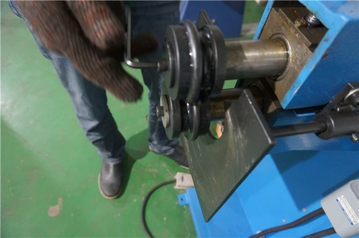 DDM Duct Rotary machine  round duct grooving machine duct beading machine