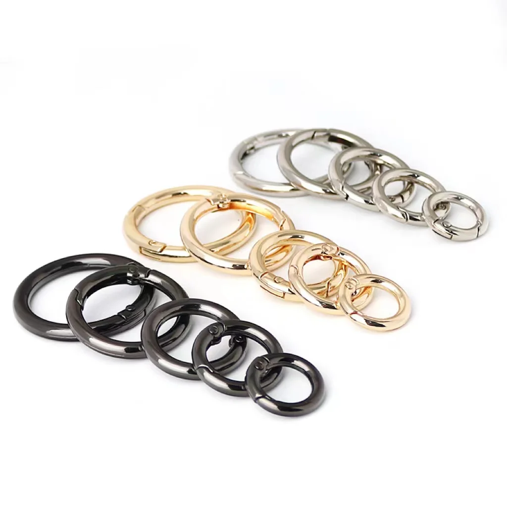 Hot selling high quality custom metal spring openable keyring leather bag belt buckle fashion pendant accessories metal spring c