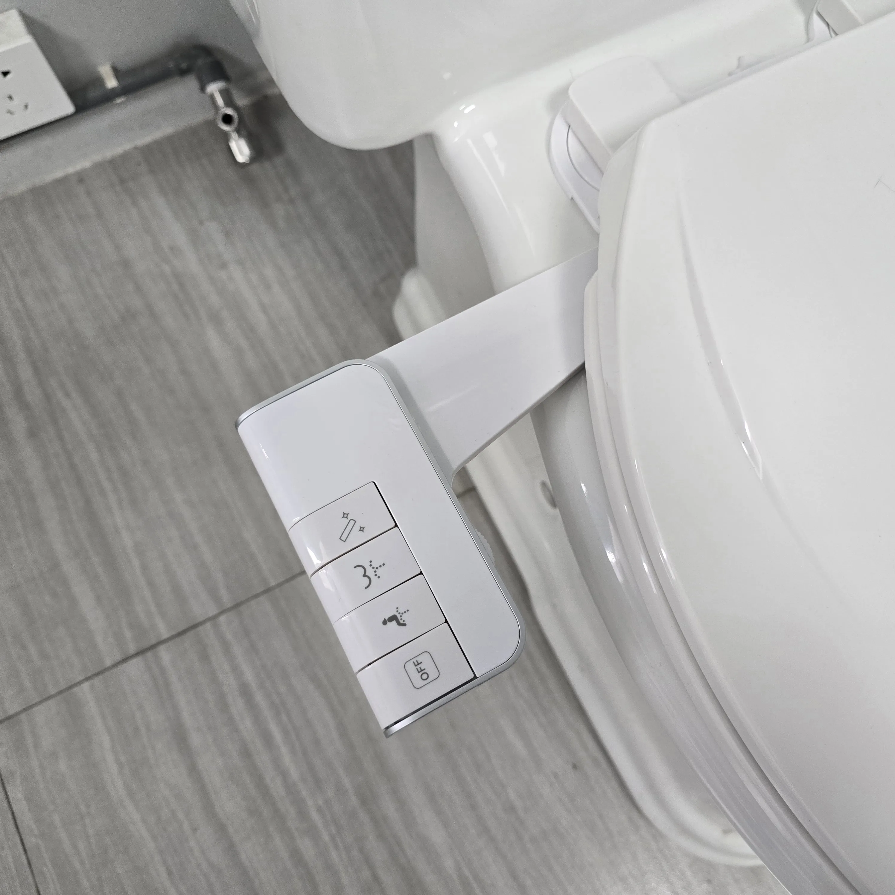 Самоочищающийся самоочищающийся унитаз для женщин