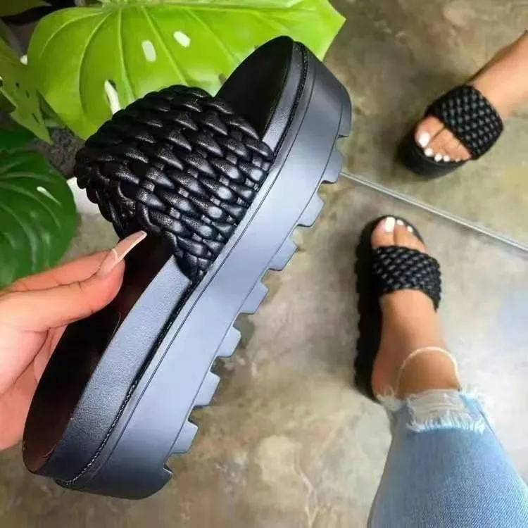 
 New arrival black braid spring and summer beach sandals and slippers  