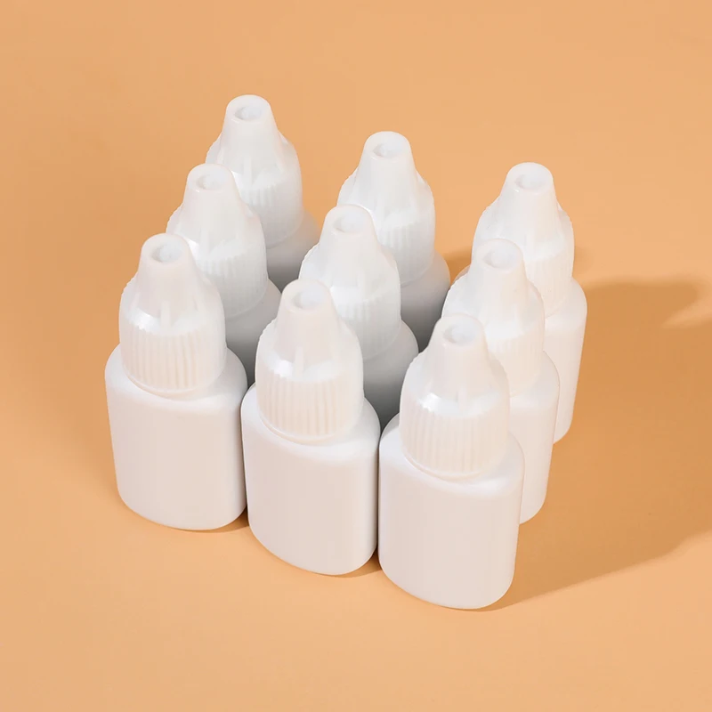 Latex Free 0.3-0.5s Strong Low Smell Lash Glue Fast Drying Black Eyelash Glue Eyelash Extension Glue Eyelash Adhesive