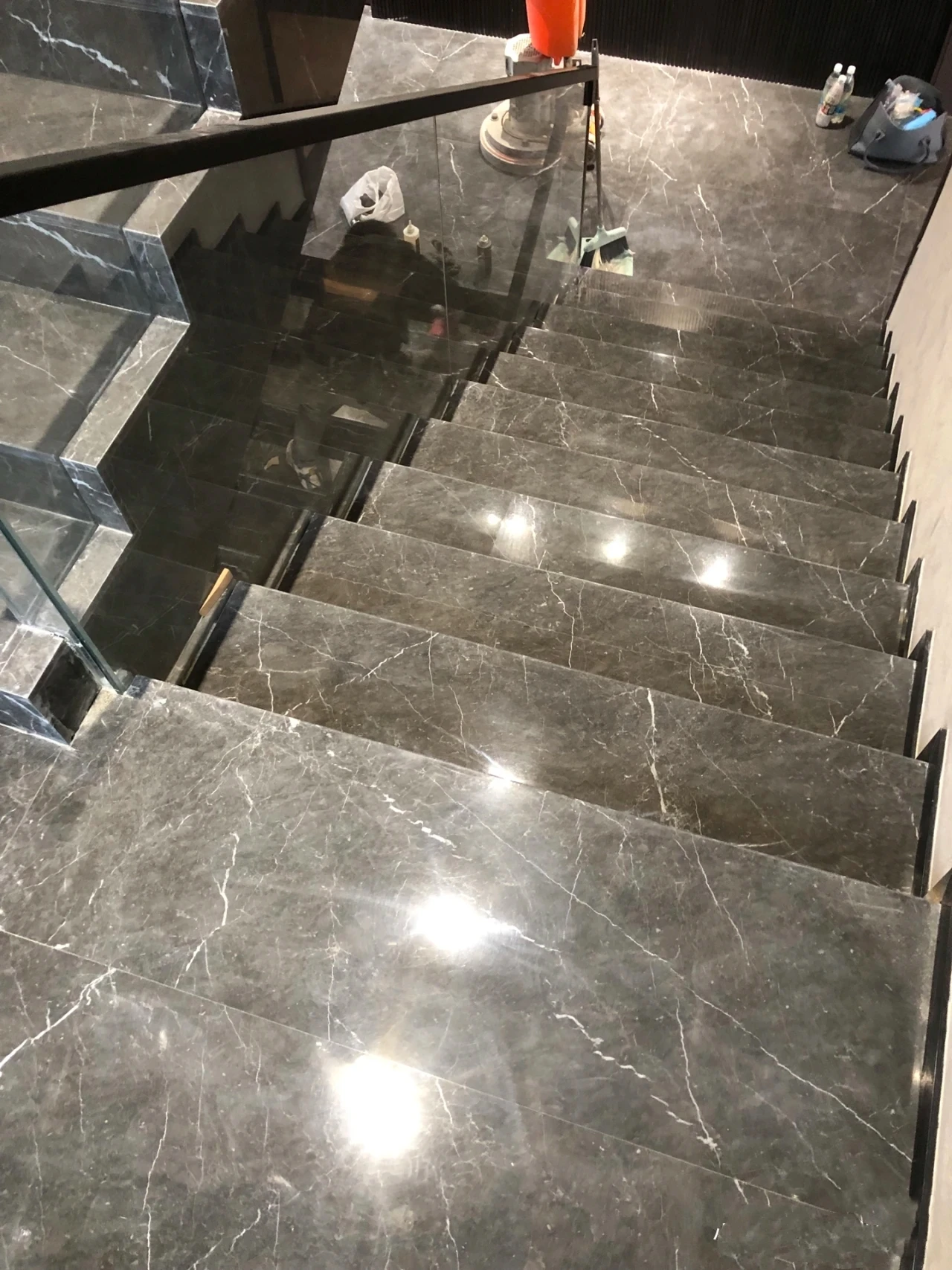Grey Stone Marble Popular Luxury with White Natural Stone Modern Indoor Villa House Polished Floor Tiles Stairs Steps