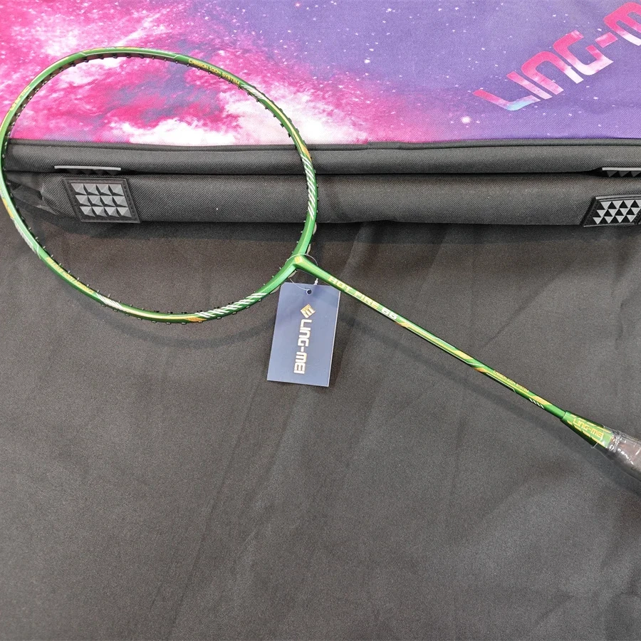 Wholesale Price High Quality Green Badminton Rackets with  Soft PU Grip for  Badminton Sports