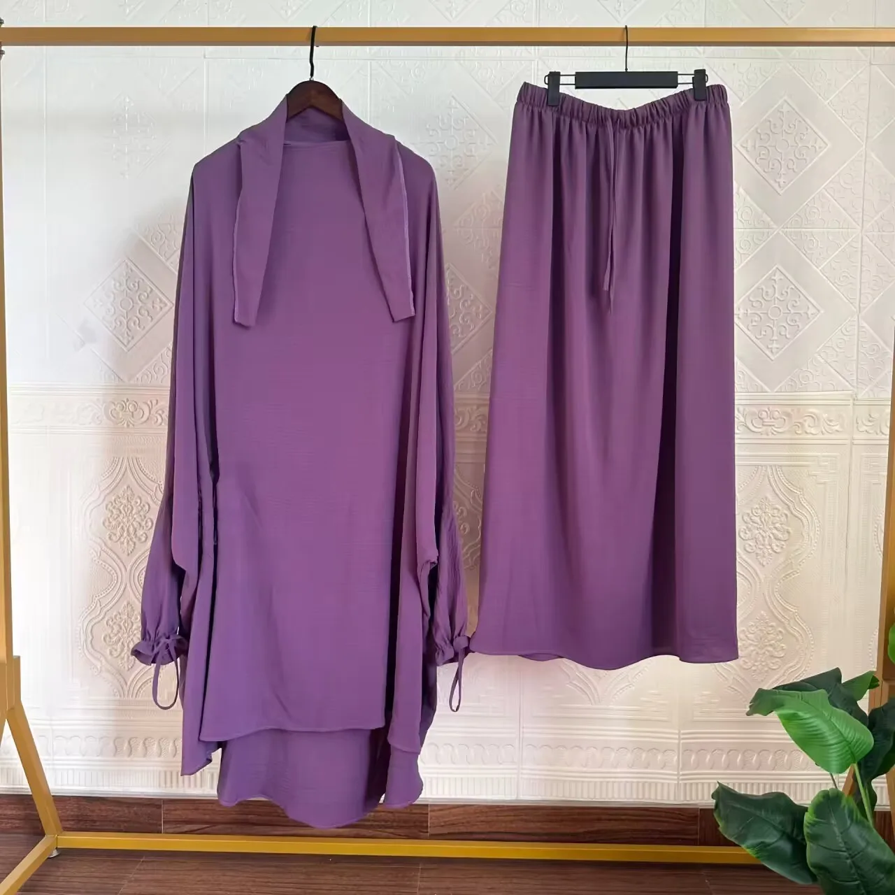 2024 Wholesale femmes EID Ramadan Muslim Kaftan Abaya Set Turkish Saudi Khimar Jilbab 2 Pieces
