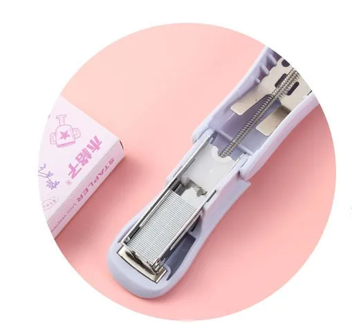 Quality Mini Stapler 24/6 with 400PCS Staples Desktop Staplers  Plastic  Kawaii Stapler For Students School Office Supplies