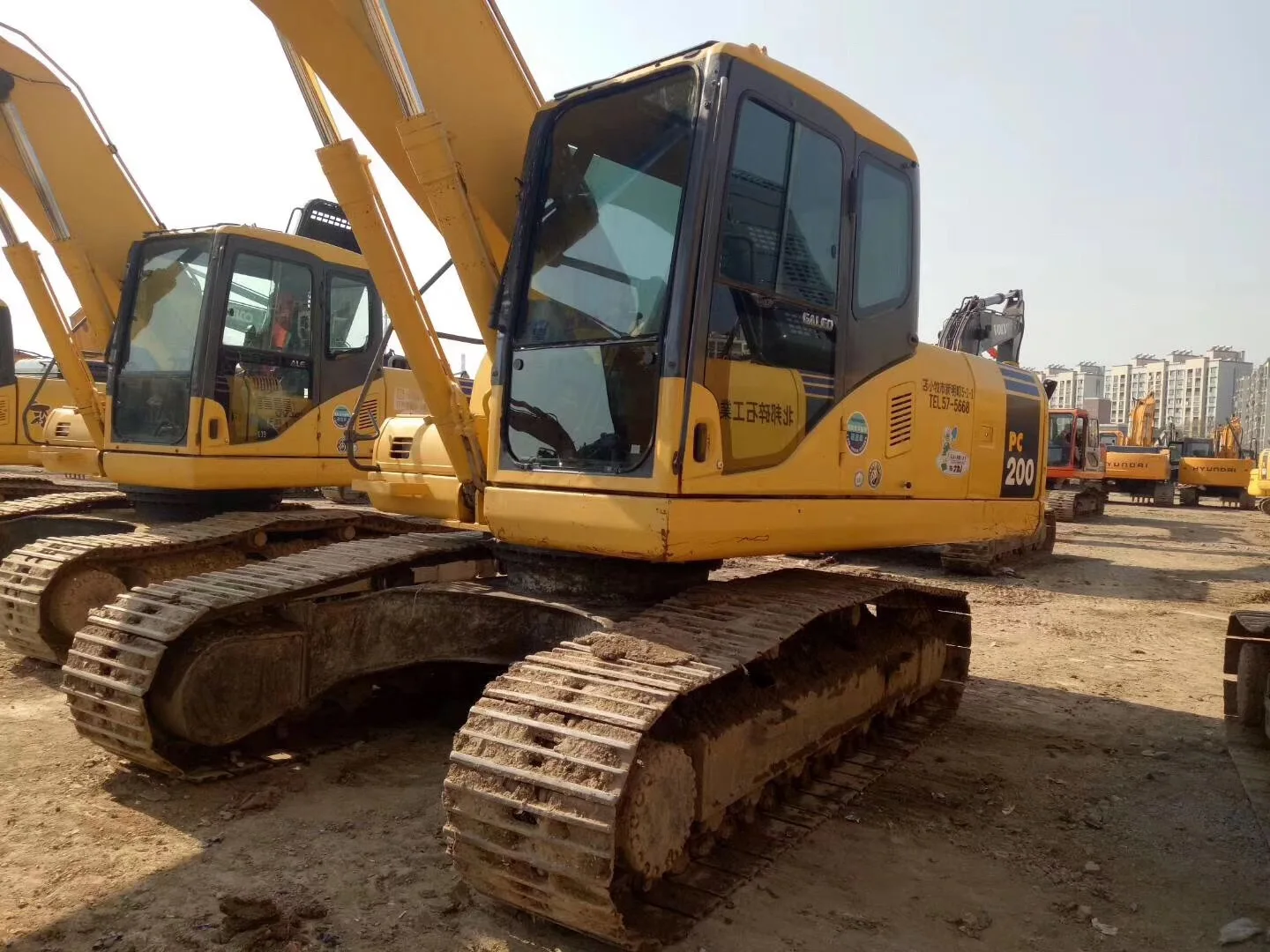 Экскаватор Komatsu pc200-7 японского производства часы работы низкая цена дешевая машина для продажи в Китае