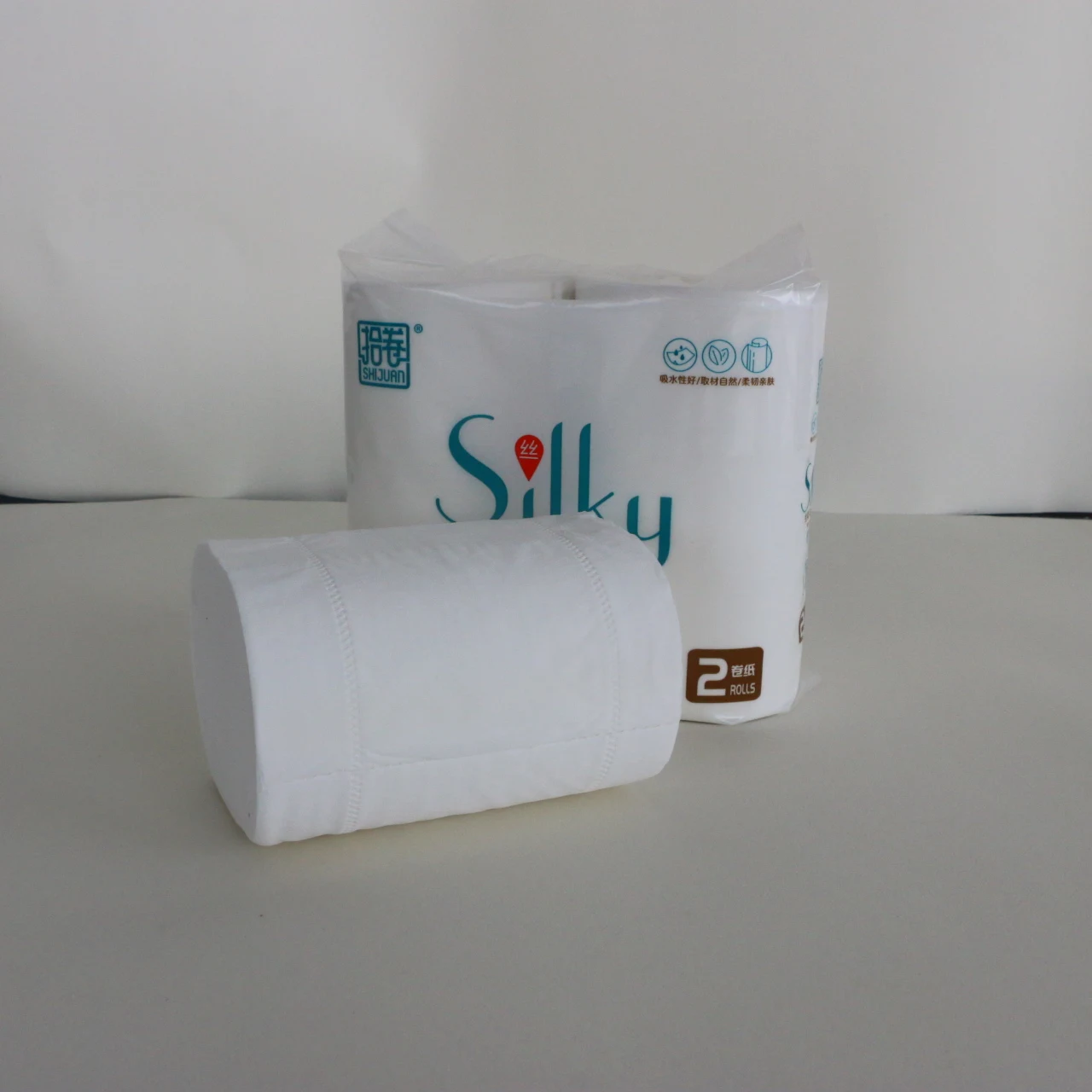 4 Ply Wood Pulp Tissues Soft Toilet Paper Towel Rolls For Home Bathroom Hotel Public Places