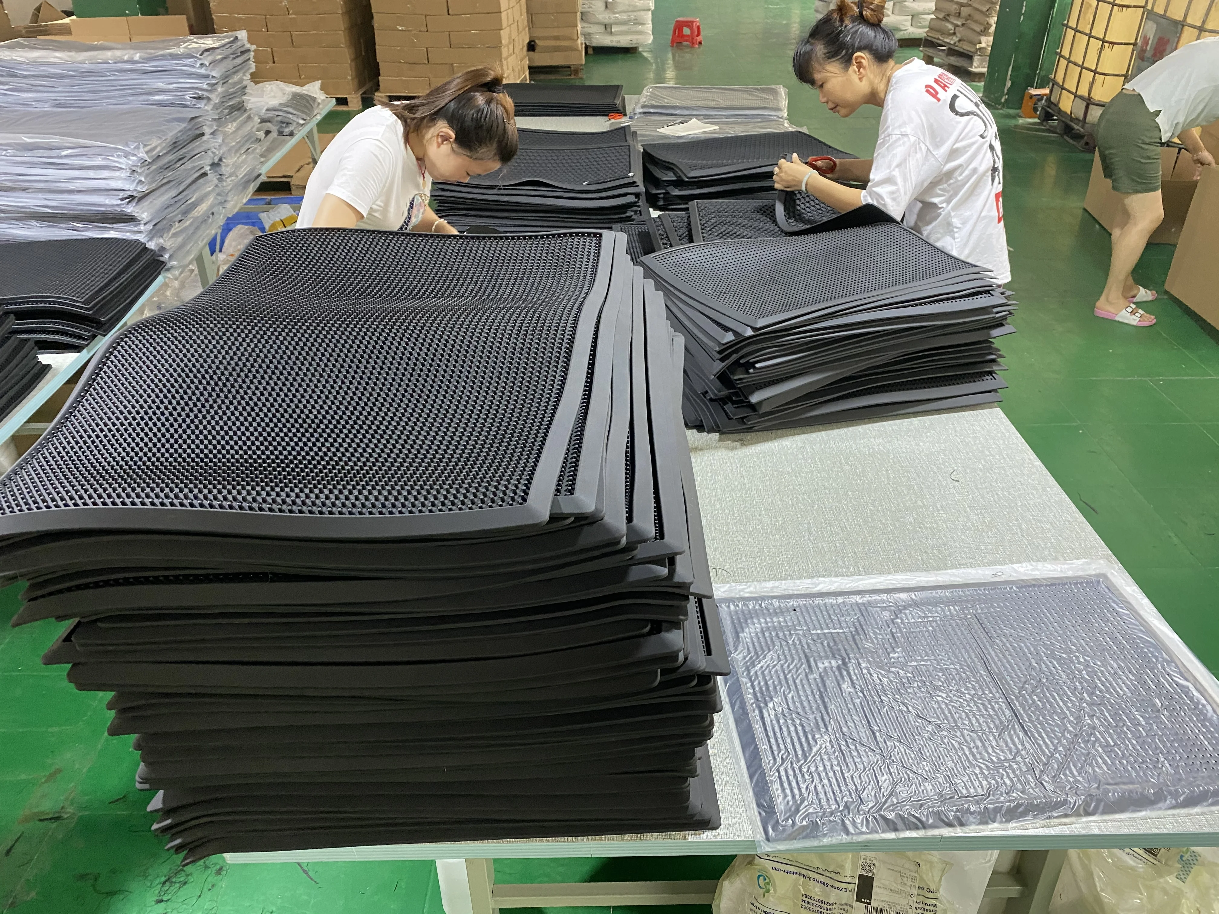 Customized disinfection  mat for outdoor rubber sanitizing disinfecting door mat  kitchen house use antisepsis shoe mat