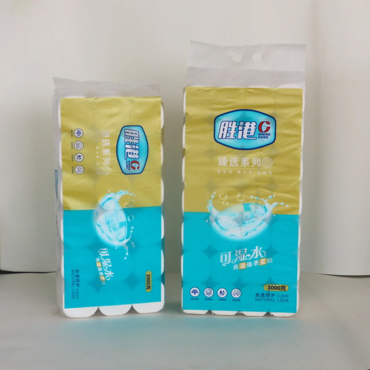 Soft Toilet Paper Coreless Towel Rolls Wood Pulp For Public Places