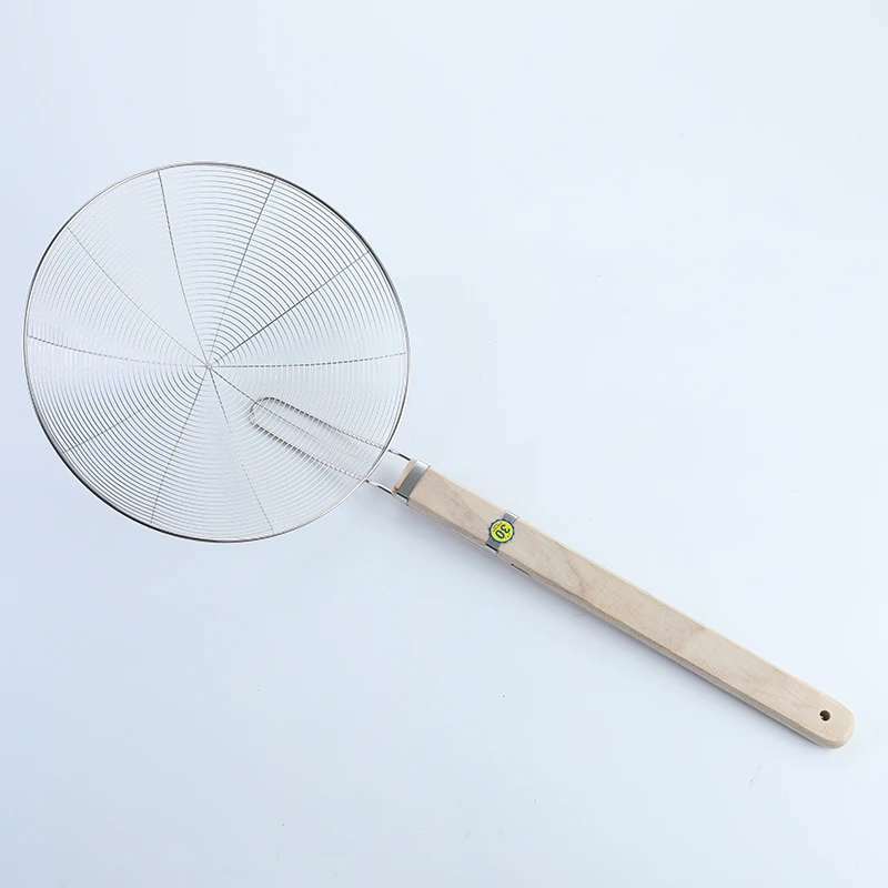 Hot sale  filter fried food noodle strainer mesh wire kitchen colander wooden handle stainless steel sieves strainers