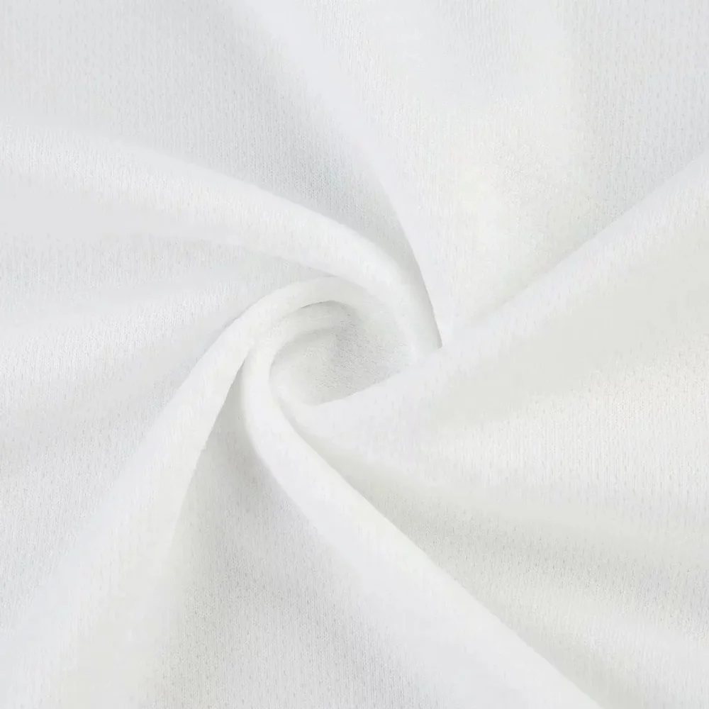 Breathable Made in 100% Polyester Quick Dry Thai Quality Soccer Jersey Customize Name and Number