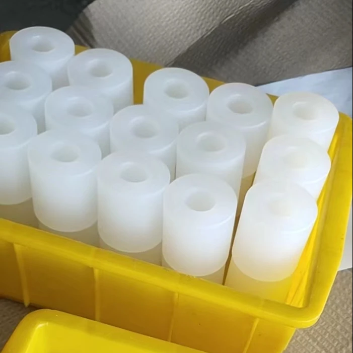 Factory Custom Plastic / nylon / POM / PP  Nylon roller wheels with bearings