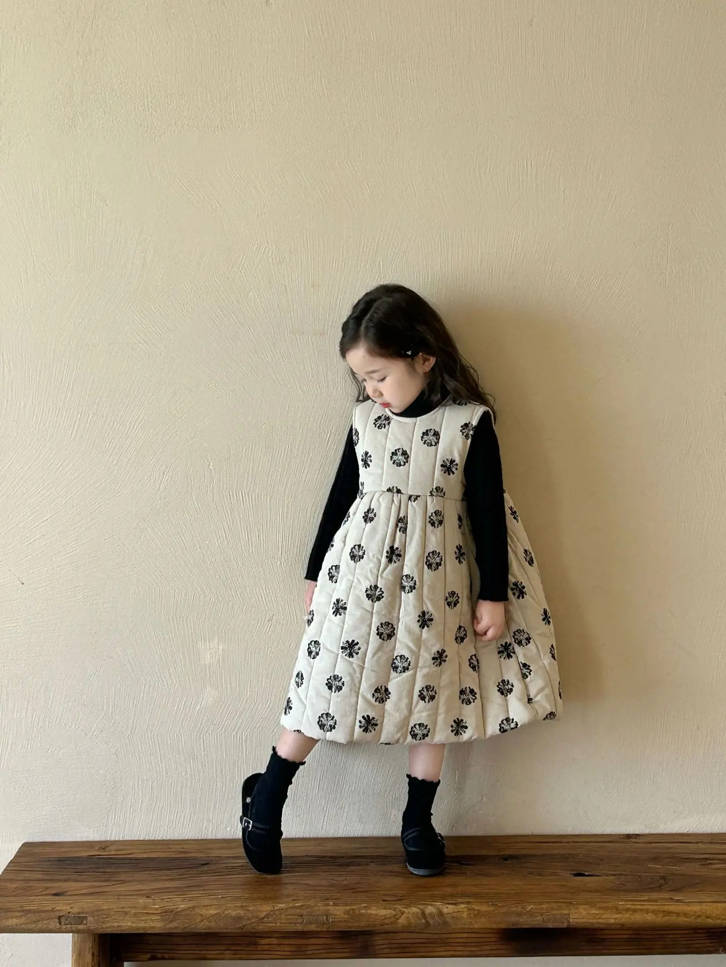 0664 Korean design little baby girls cotton padded dress infant toddler kids flower dress warm clothing wholesale