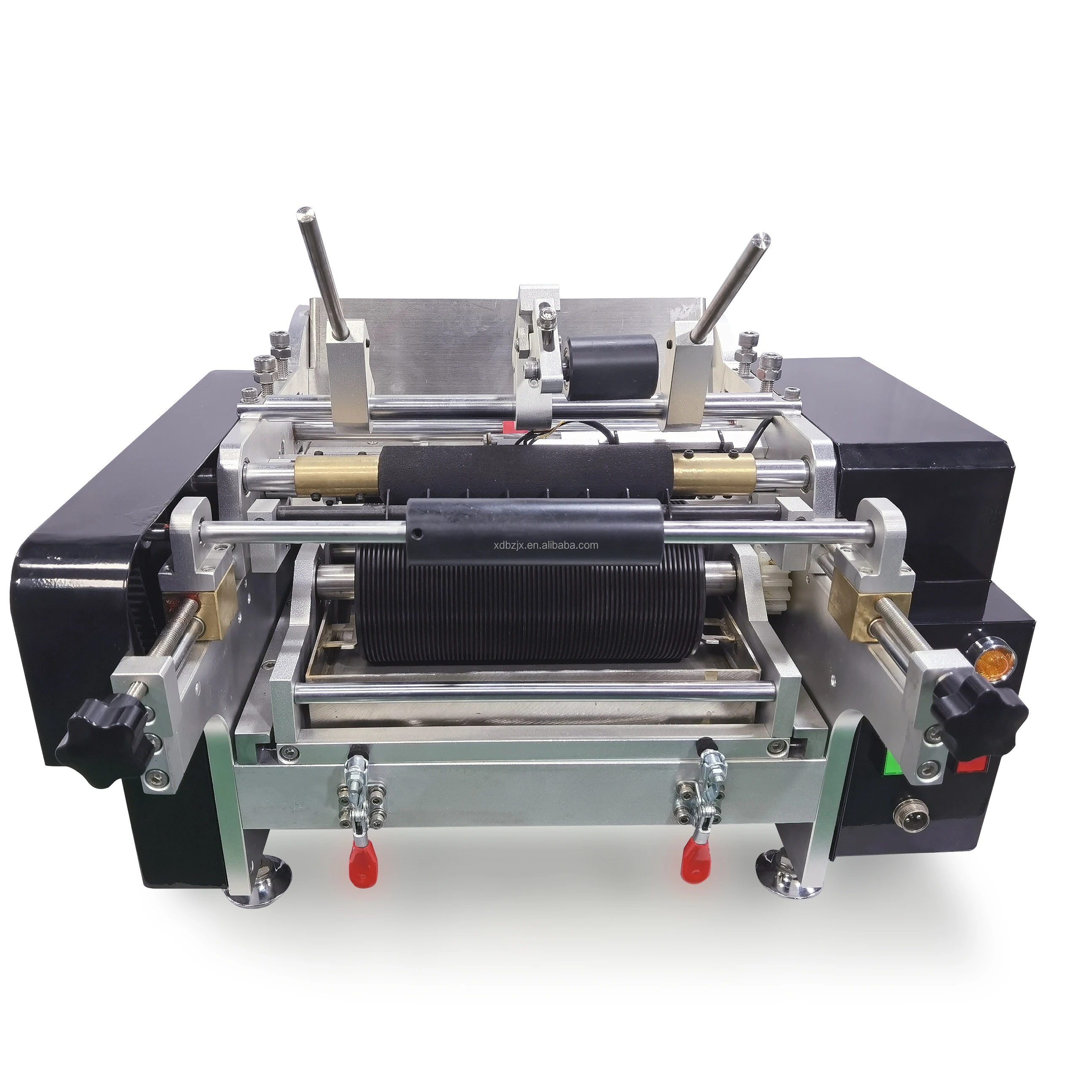 Manufacture Good Quality Semi-automatic Wet Glue PET Bottle Labeling Machine Beverage Bottle Labeling Machine