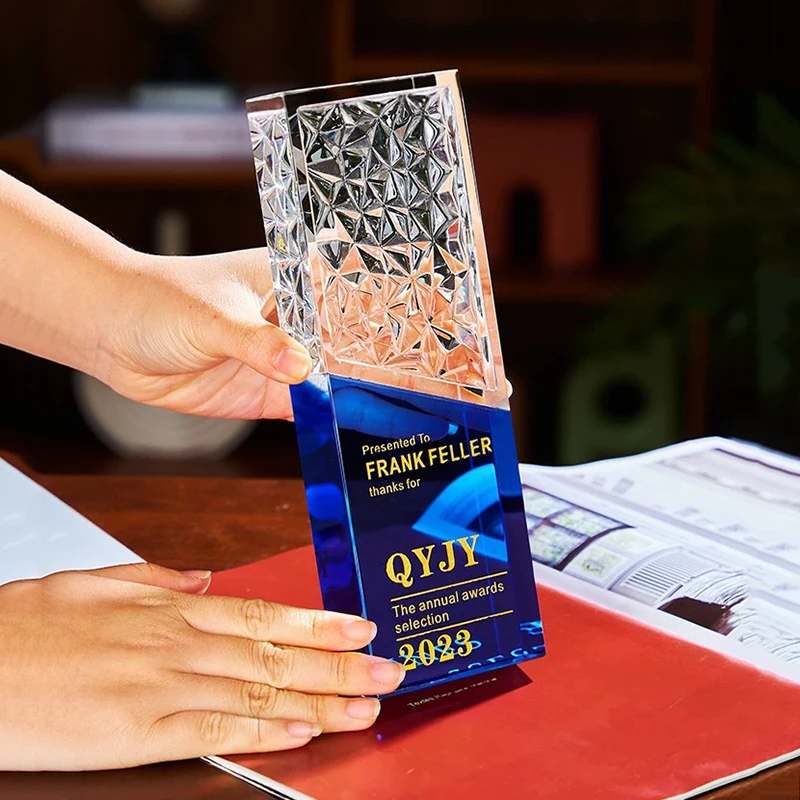 2024 New Design Dazzling Crystal Glass Trophy Company Event Champion Annual Awards Souvenirs Gift Custom