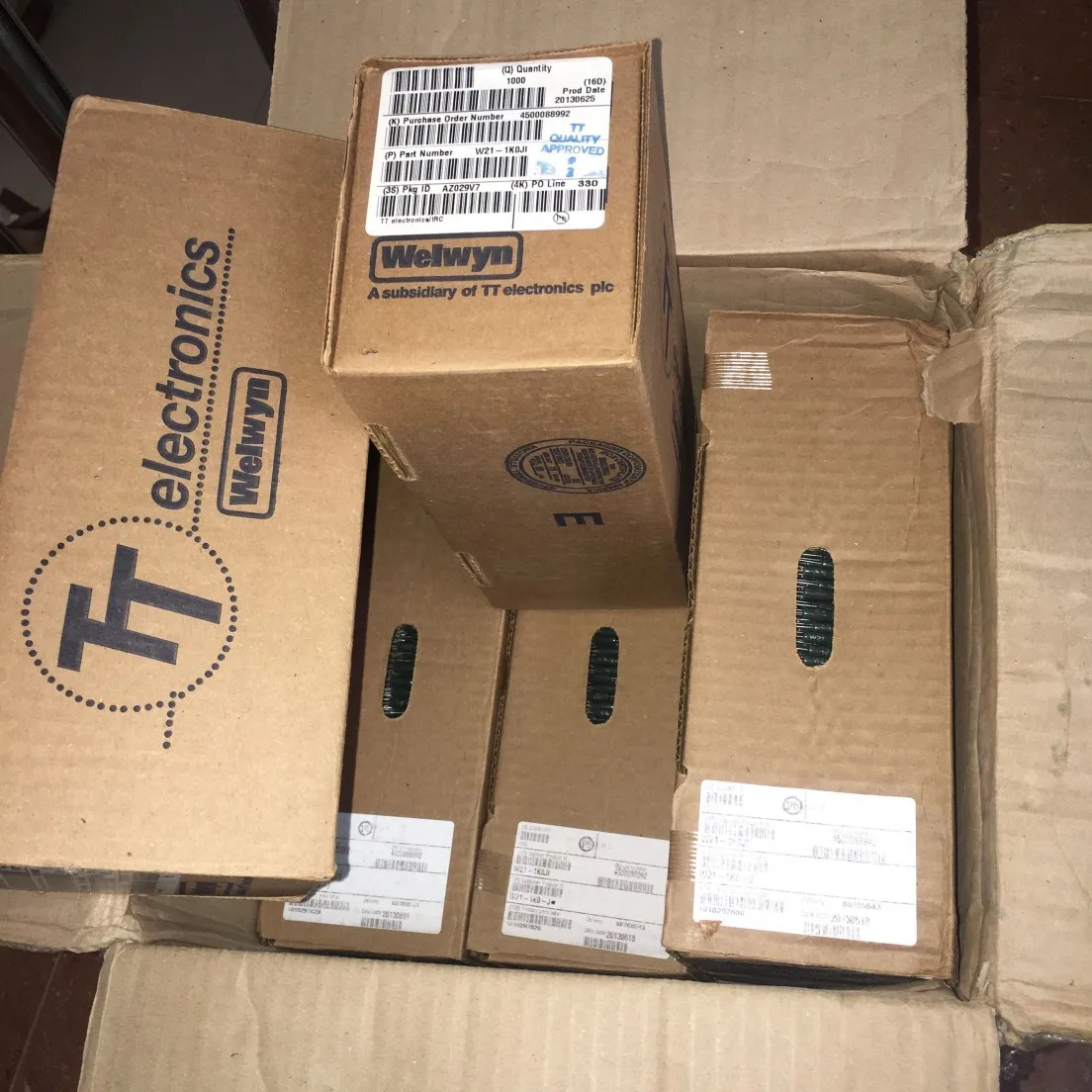Welwyn Components / TT Electronics W21-1K0JI с проволочной обмоткой-сквозное отверстие 3 ватт 1K