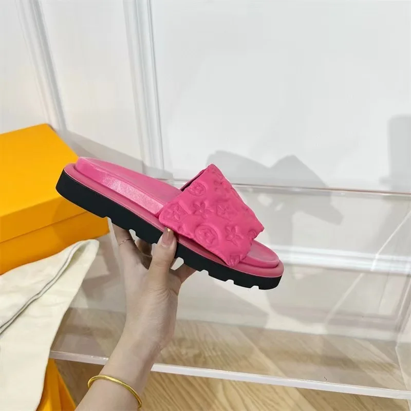 Design Brands Luxury Slipper Women Plus Size Large Size Women Man Flip-flop Original Top Quality Platform Slipper Slides Sandals