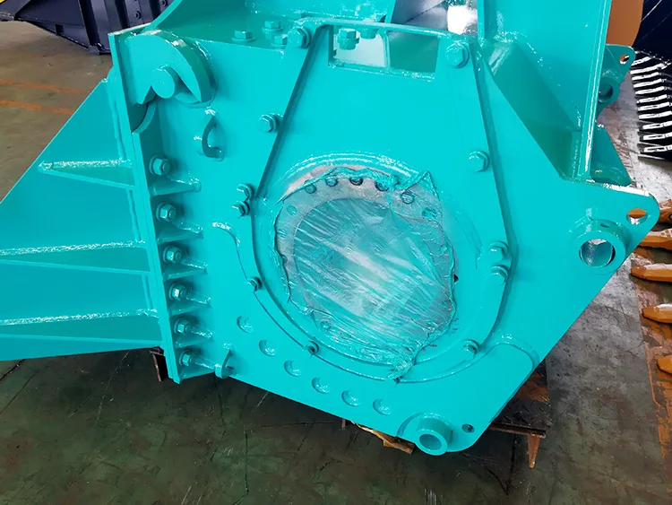 CAT 320 crusher bucket for wood construction waste