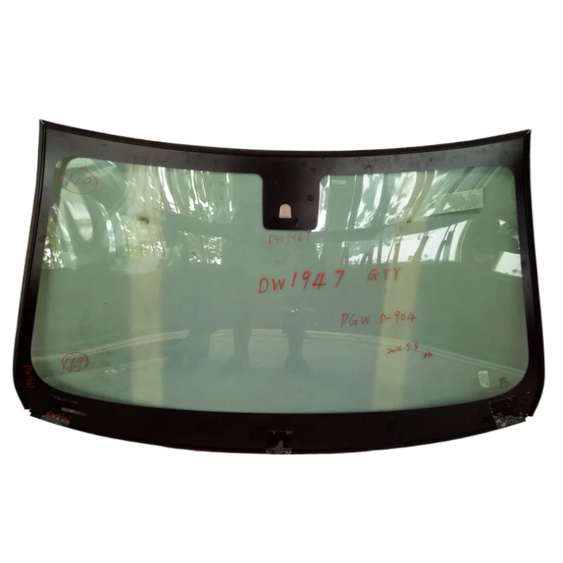 Factory Direct Sales Sound Insulation Car Front Laminated Safety Windshield Glass