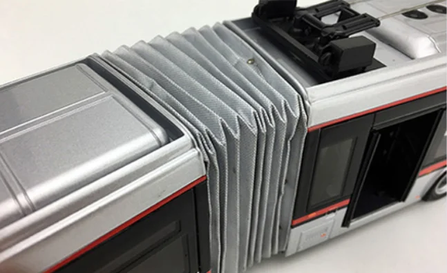 Gift yutong bus model 9303-02718 prices yutong electric cng city bus model