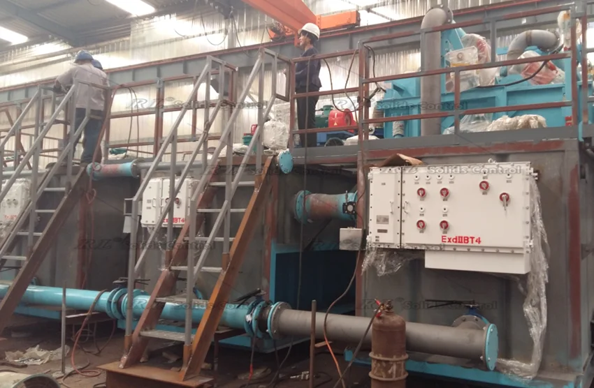 Oilfield equipment workover rig system mud mixing tank