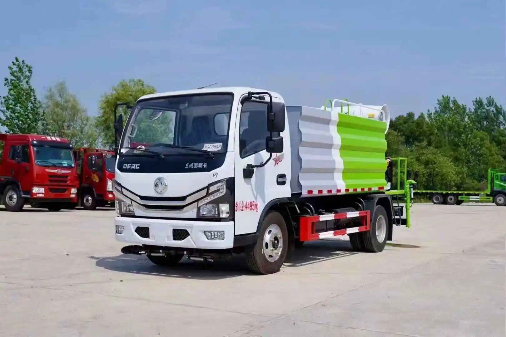 Dongfeng Dorica Blue Label Compact and Maneuverable Multi-functional Dust Suppression Vehicle for City Use