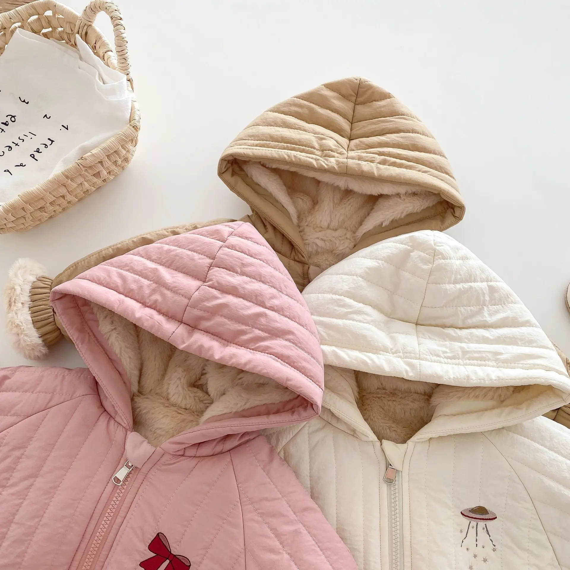 Factory Wholesale Solid Color Cute Cats Pattern Baby Girl Hooded Coat Down Jacket