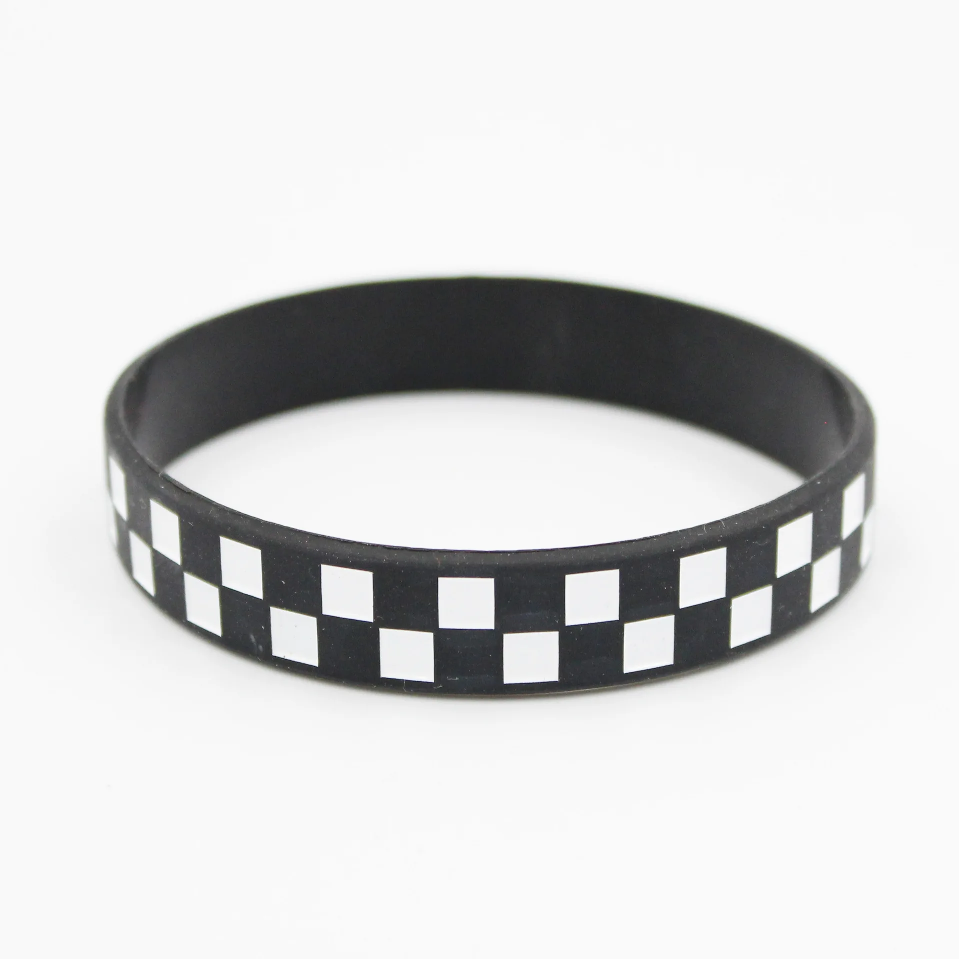 6pcs Racing Rubber Bracelets Black and White Checkered Silicone Bracelets Racing Rubber Wristbands Racing Car Party Favor