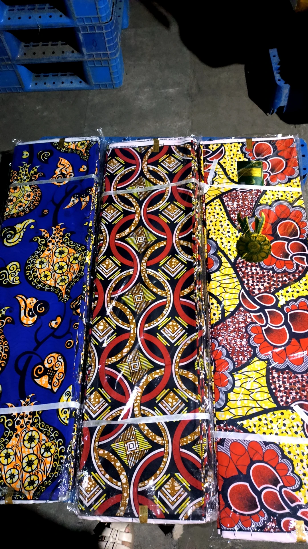 Wholesale High quality Print wax fabric 100% Polyester Wholesale popular cotton wax printed clothing fabric african loincloth