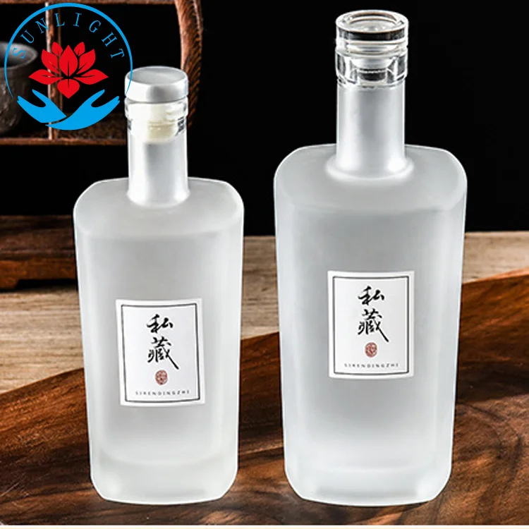 Square Empty Clear Frosted Glass Liquor Bottle For Liquor Rum 500ml 700ml Nordic Gin Whiskey Vodka Liquor Spirit Bottle
