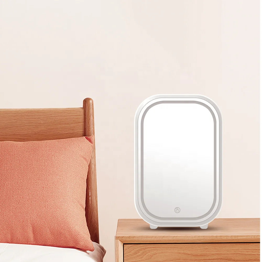 Electric Luxury 8L Makeup Skincare   Cosmetics Display Fridge Small Car Fridge