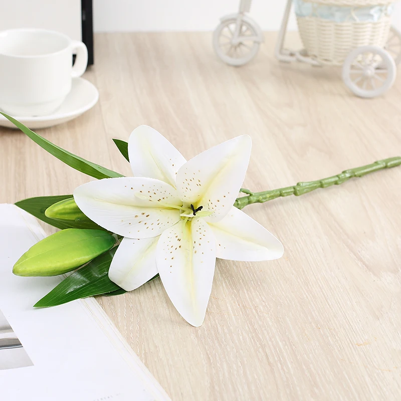 Wholesale Real touch Artificial Calla Lily in Bulk Lily Flower Pu Tropical Lily Decoration Flower