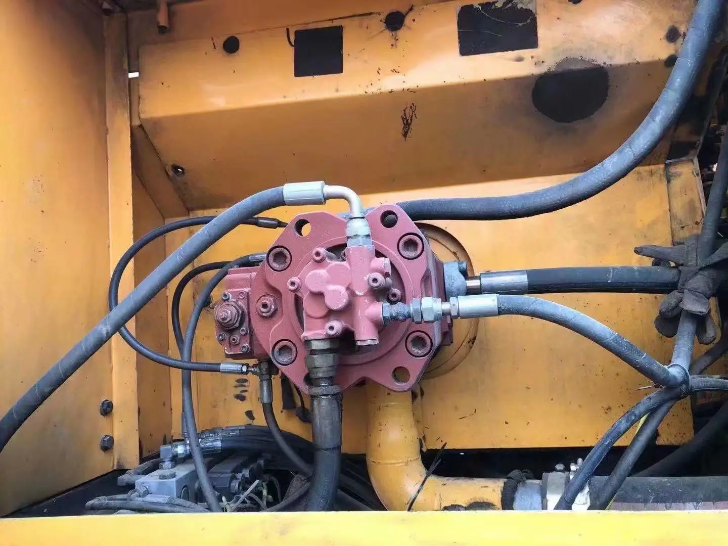 South Korea Used 305LC-7 Hyundai Crawler Excavator with good performance Second hand Hyundai 305LC-7 in stock