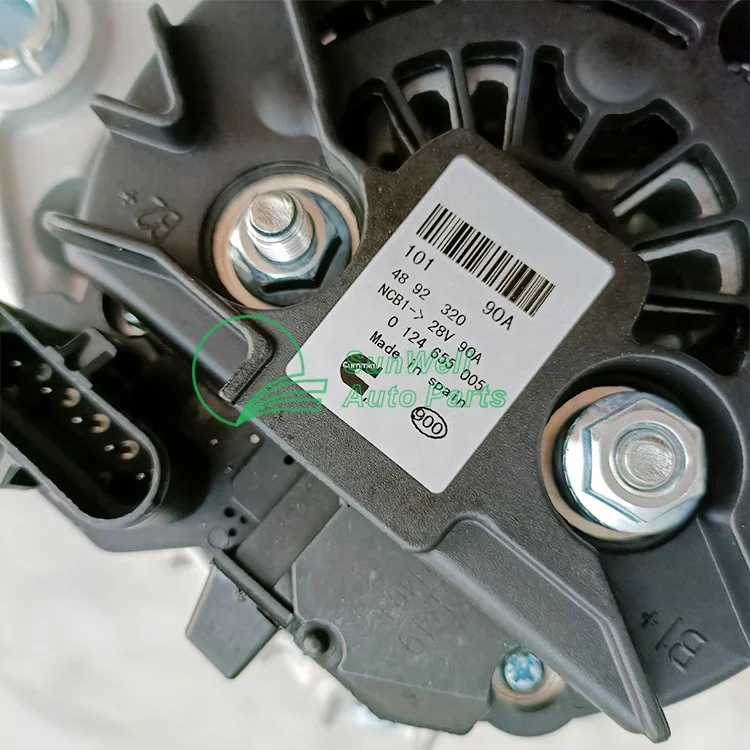 High Quality QSB6.7 Diesel Engine parts 24V 90A Alternator Generator 4892320