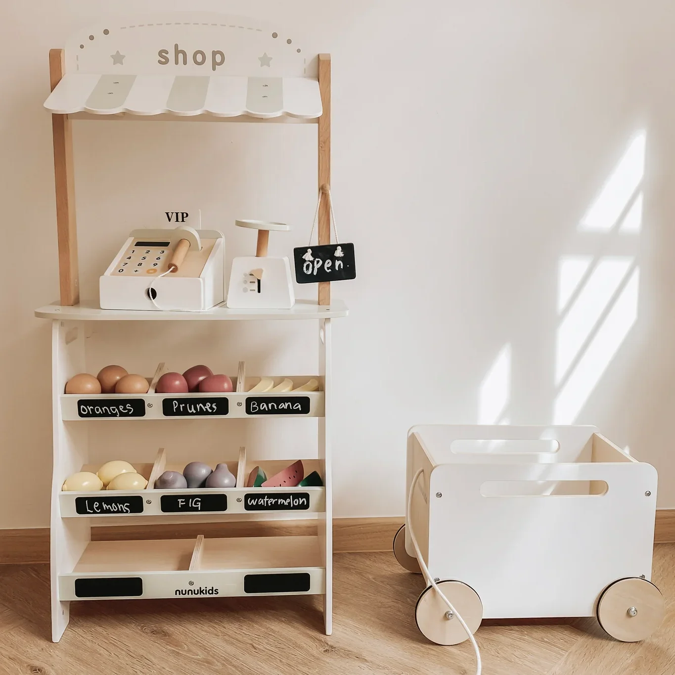 Grocery Store Pretend Play Wooden Toys fruit Stand for Kids Natural Style Market Stand Play Food Sets with Toy Cash Register