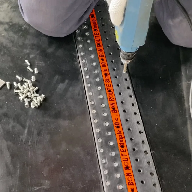 rubber conveyor belt lacing