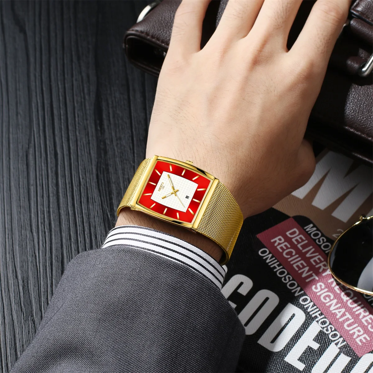 On Sale Blue Mesh Strap Red Face Cigarette Pointer Watches For Men