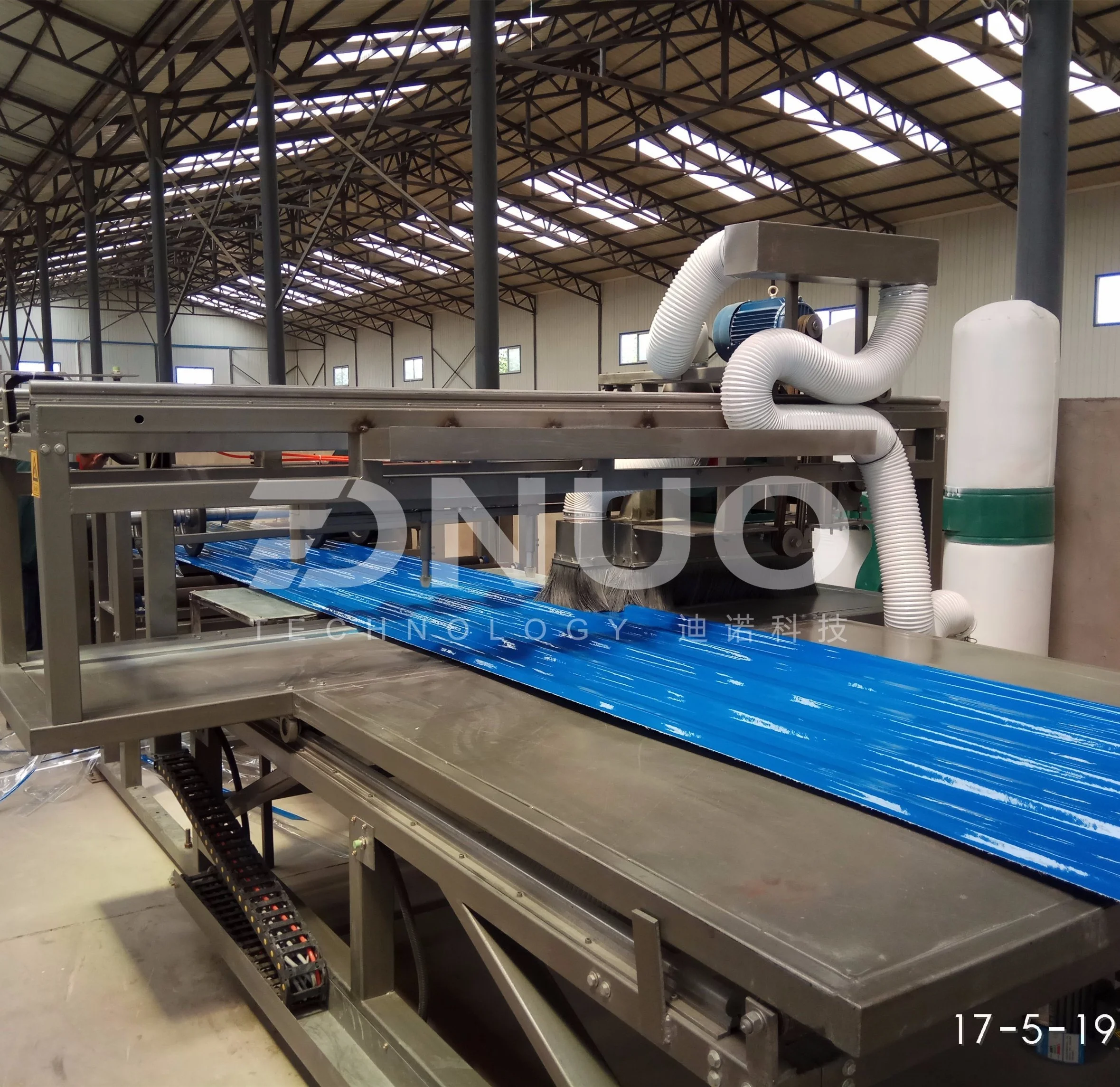 Машина для производства пластиковых волоконно-стеклянных листов