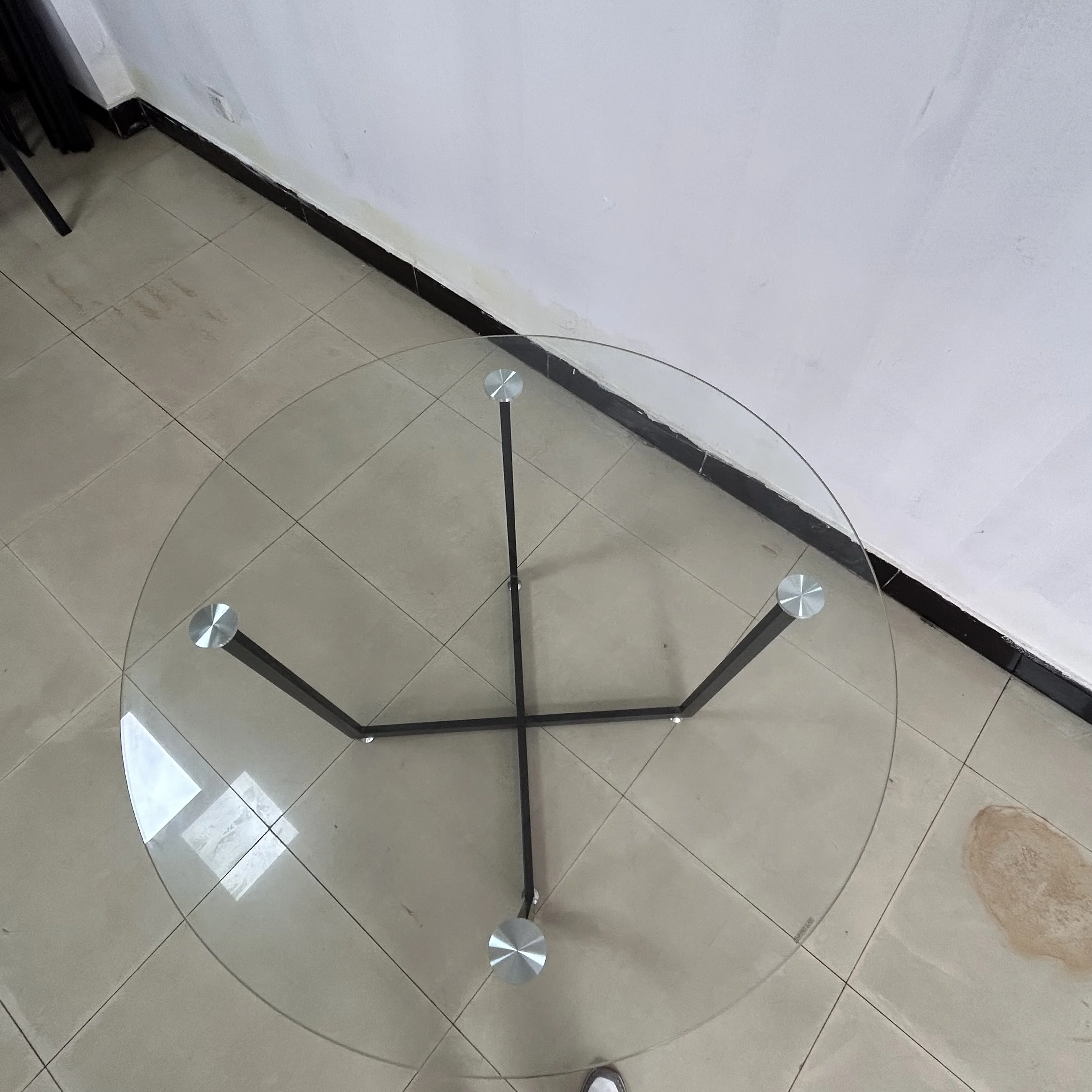 Nordic Modern Minimalist Living Room Modern Tempered Glass Top Metal Leg Round Coffee Table