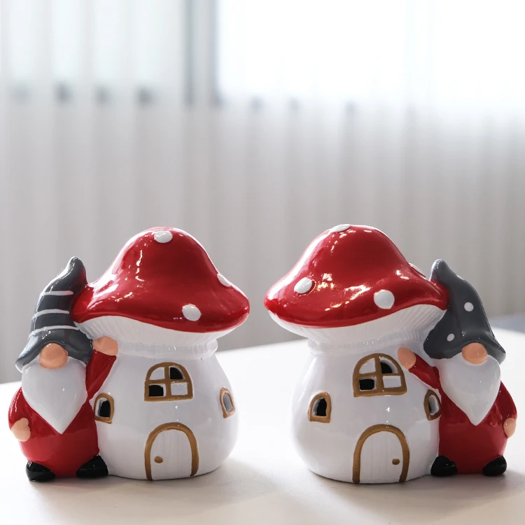 NewSanta Claus Resin artifact decoration Cute Mushroom House Santa Claus toy gift Christmas holiday gift customization