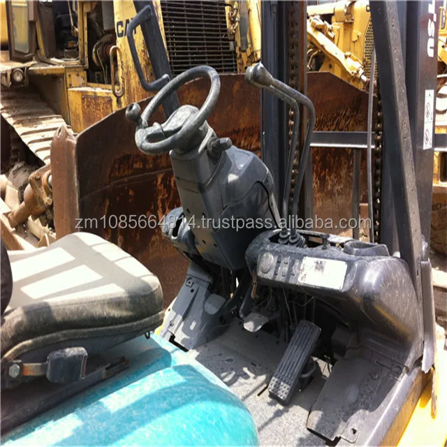 Вилочный погрузчик komatsu 3 тонны Япония б/у вилочный fd30 5 на продажу
